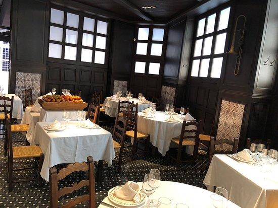 La Pequeña Taberna